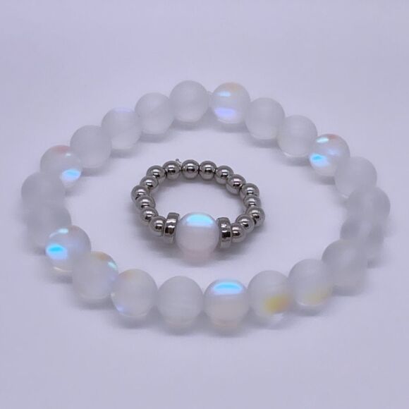 Wool + Pepper Co. Iridescent Matching Jewelry Set - Picture 3 of 6